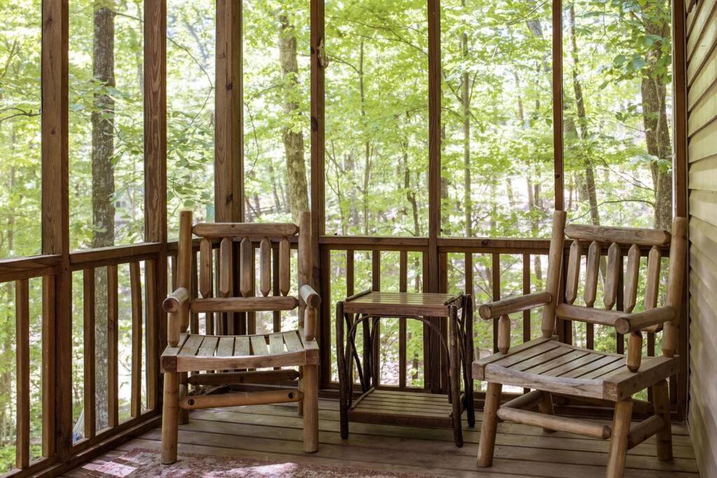 קליבלנד Pet Friendly Luxury Cabin Near Helen With Fire Pit מראה חיצוני תמונה