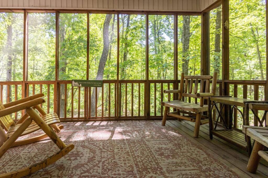 קליבלנד Pet Friendly Luxury Cabin Near Helen With Fire Pit מראה חיצוני תמונה