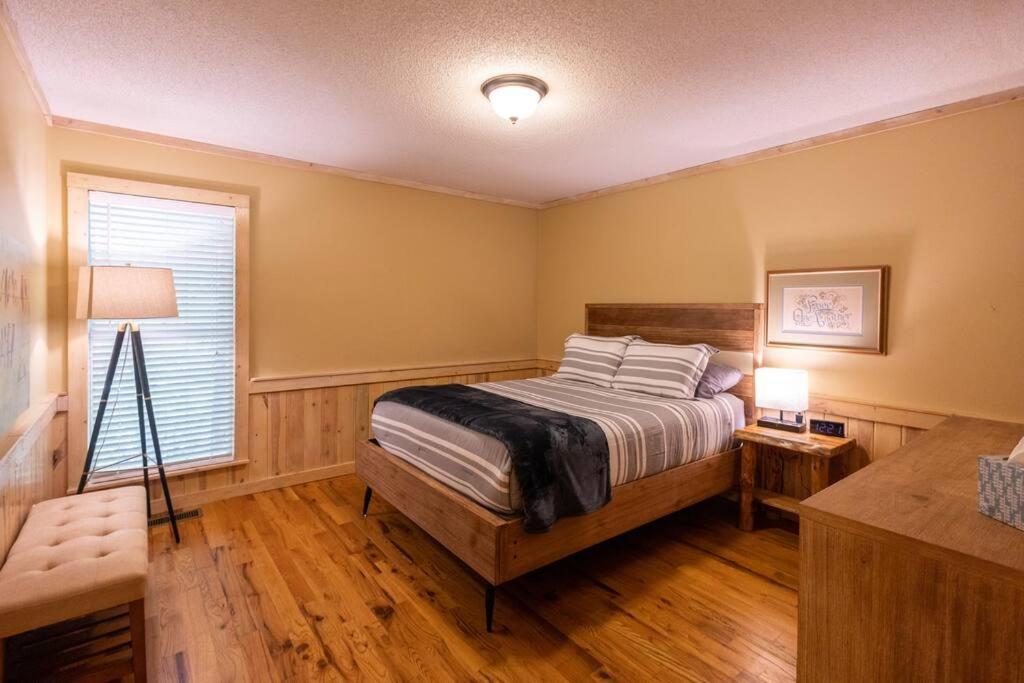 קליבלנד Pet Friendly Luxury Cabin Near Helen With Fire Pit מראה חיצוני תמונה