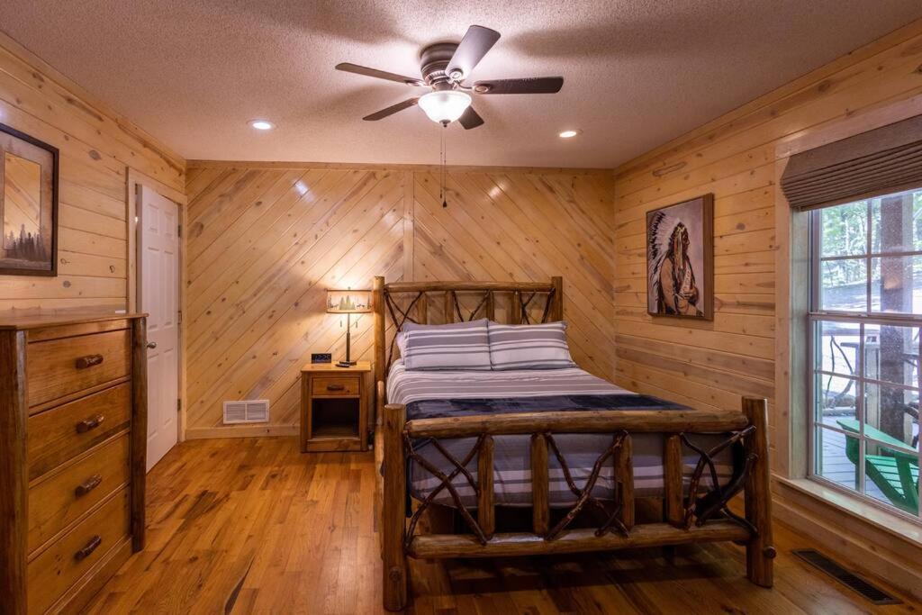 קליבלנד Pet Friendly Luxury Cabin Near Helen With Fire Pit מראה חיצוני תמונה