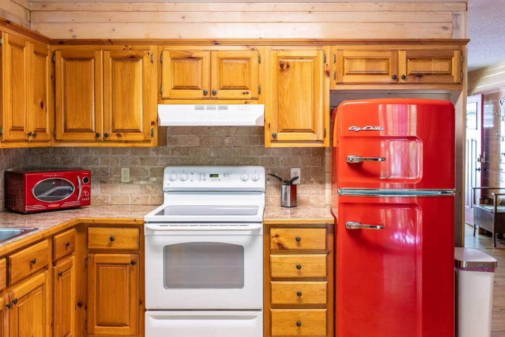 קליבלנד Pet Friendly Luxury Cabin Near Helen With Fire Pit מראה חיצוני תמונה